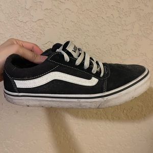Vans Old Skool Black/White Classic Shoe